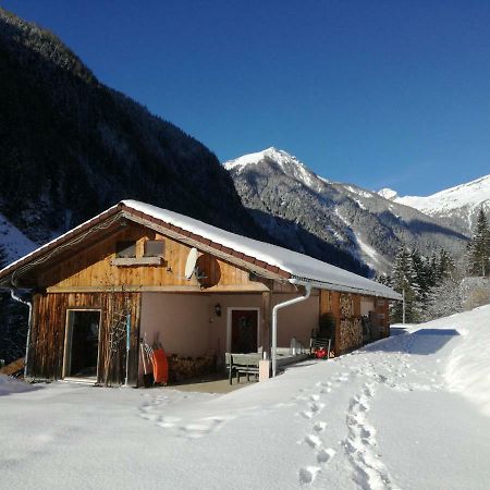 Ferienhaus Am Wallnerhof Flattach Exteriör bild