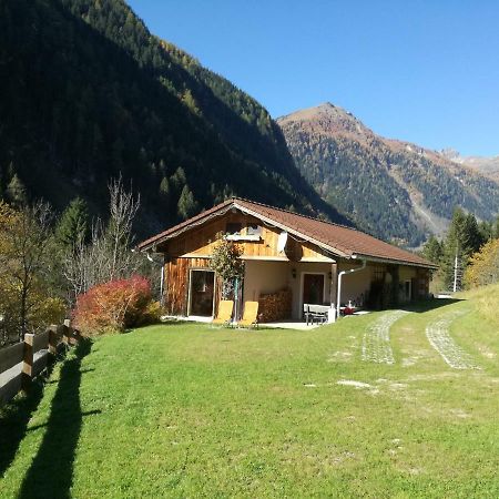 Ferienhaus Am Wallnerhof Flattach Exteriör bild