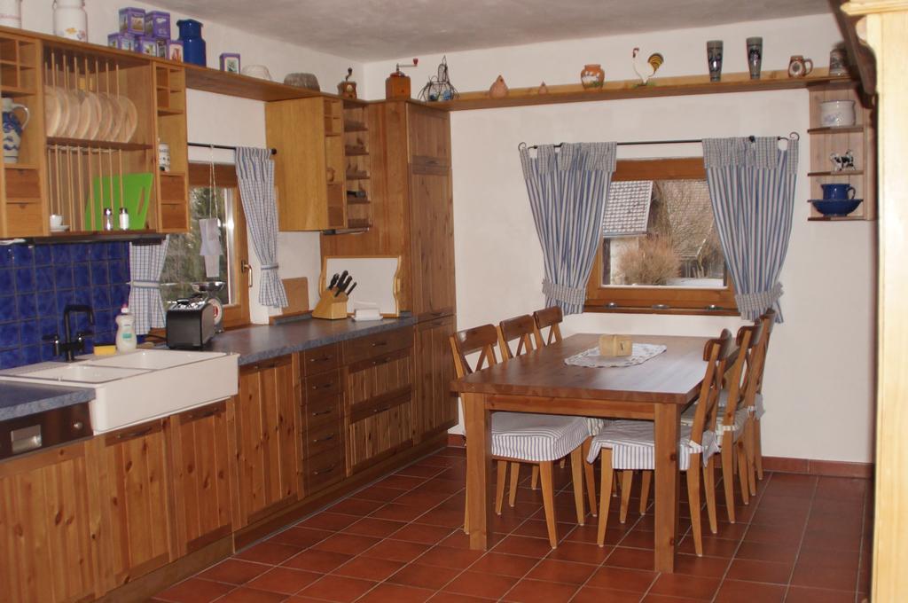Ferienhaus Am Wallnerhof Flattach Exteriör bild