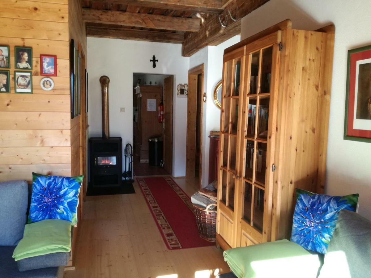 Ferienhaus Am Wallnerhof Flattach Exteriör bild