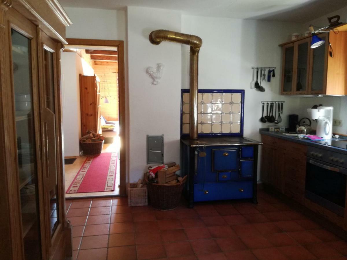 Ferienhaus Am Wallnerhof Flattach Exteriör bild